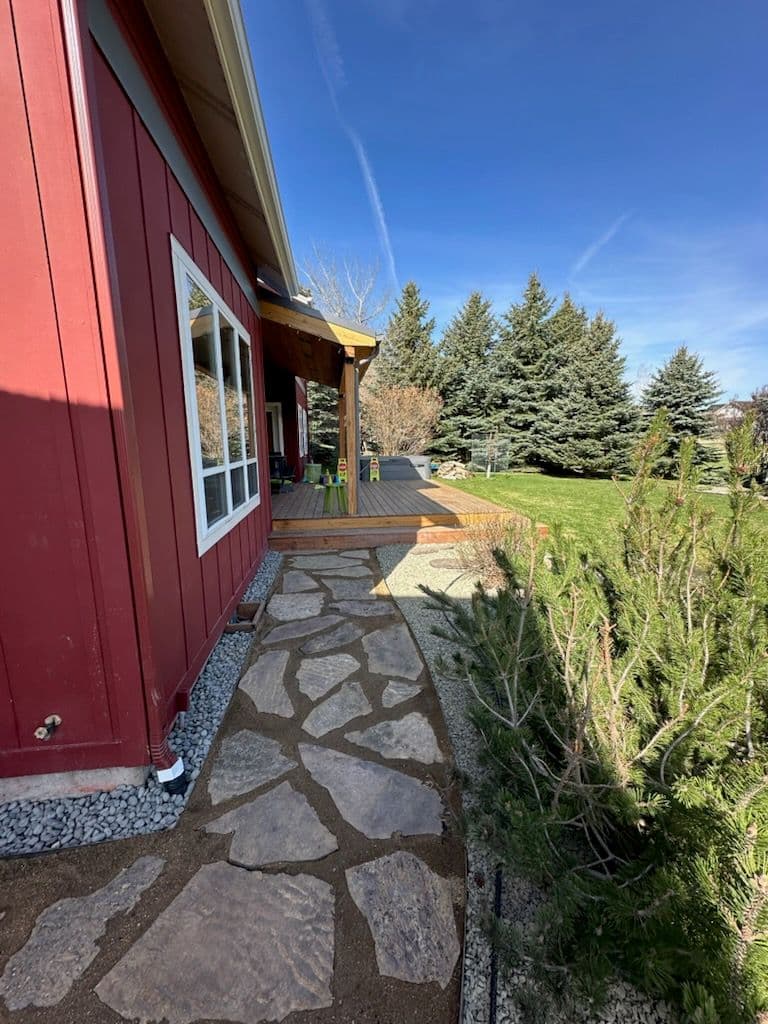 Project Custom Flagstone Pathway Enhances Outdoor Space image